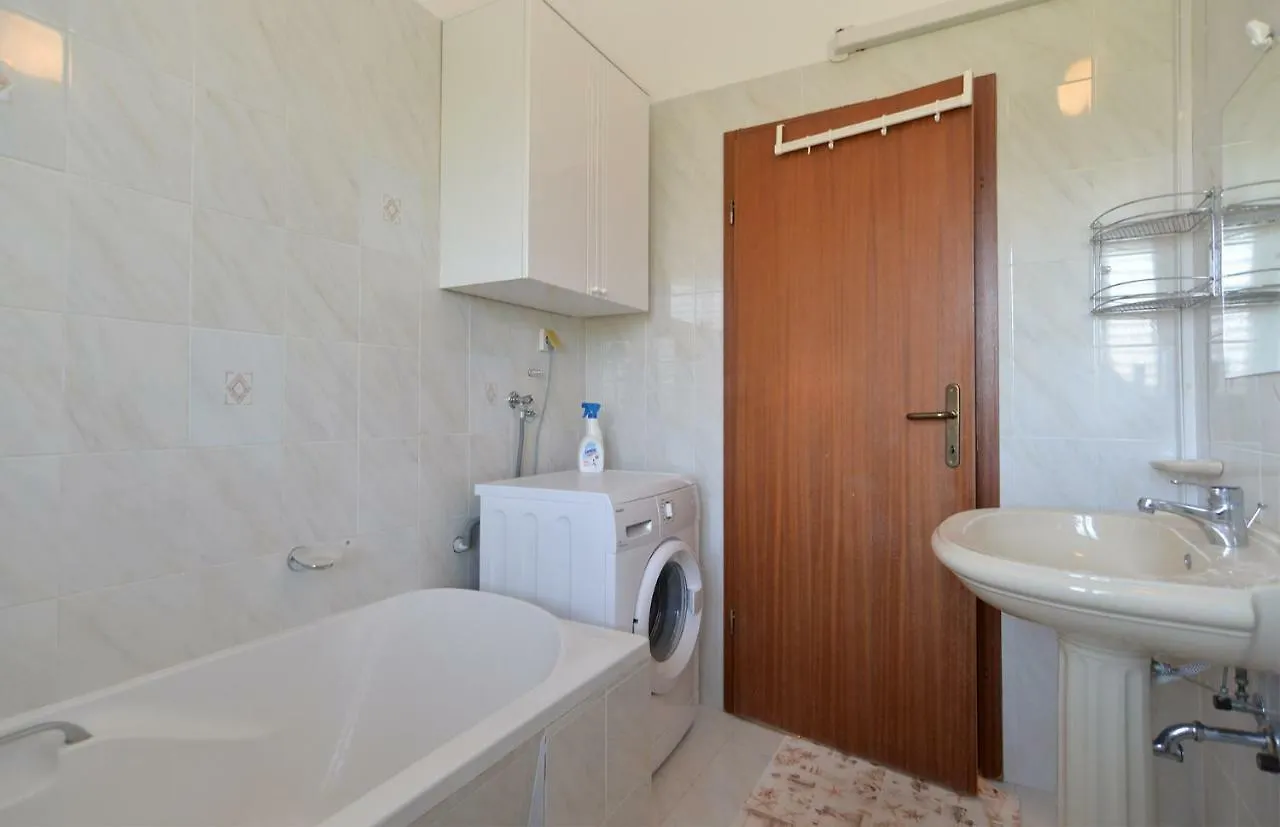 Apartment Gracijela 827 Medulin