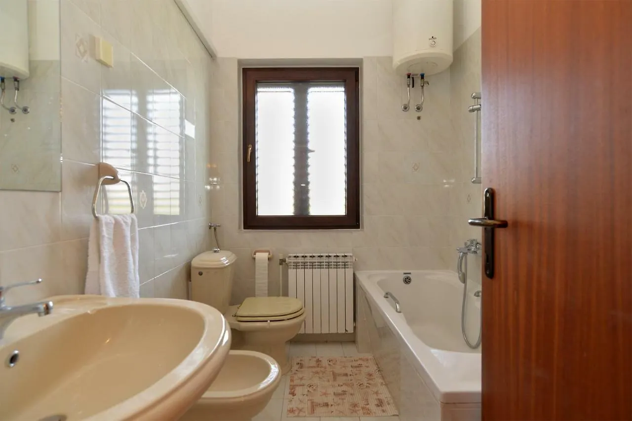 Apartment Gracijela 827 Medulin 0*,  Croatia