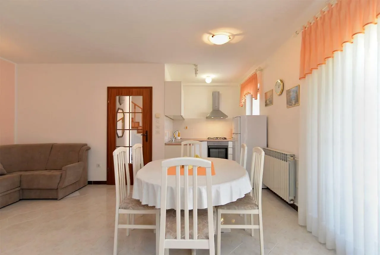 Apartment Gracijela 827 Medulin 0*,