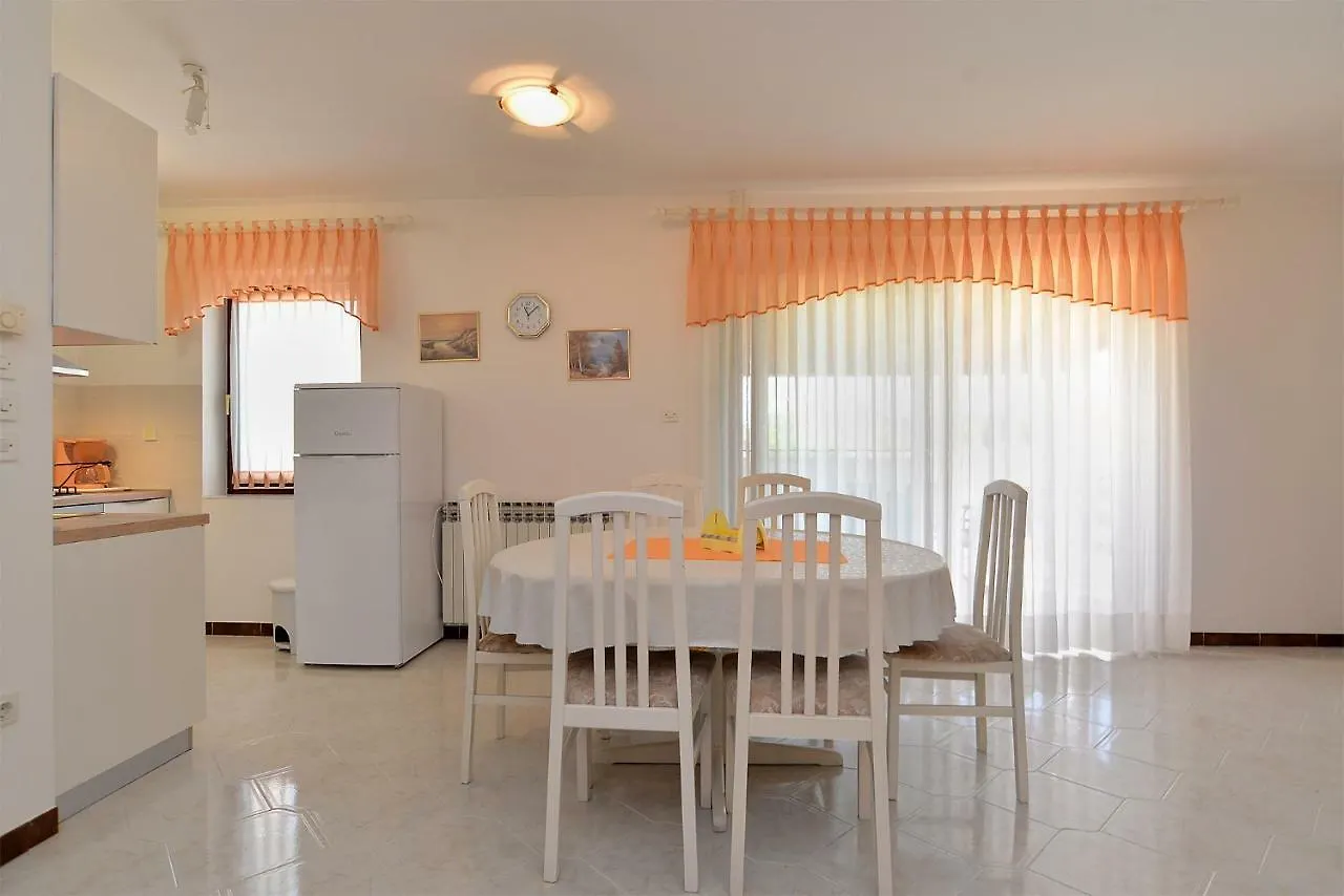 Apartment Gracijela 827 Medulin